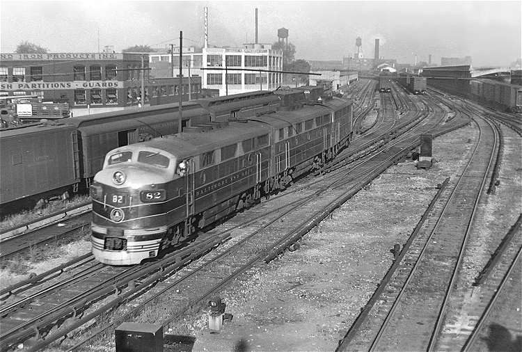 Photo of Baltimore & Ohio F3 Units, Detroit, 1953