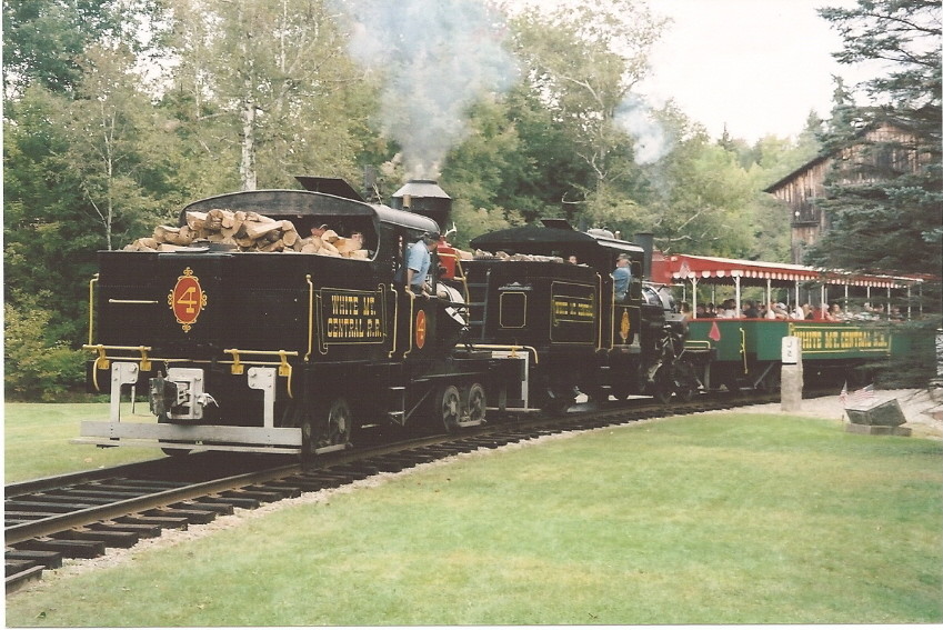 Photo of White Mountain Central Railroad #4 & #6