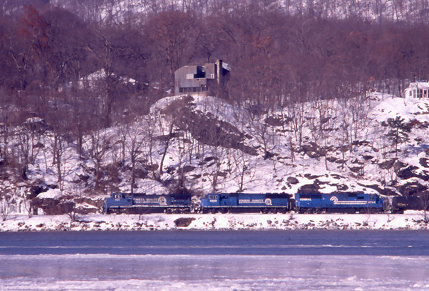 Photo of SECS along the Hudson (3)