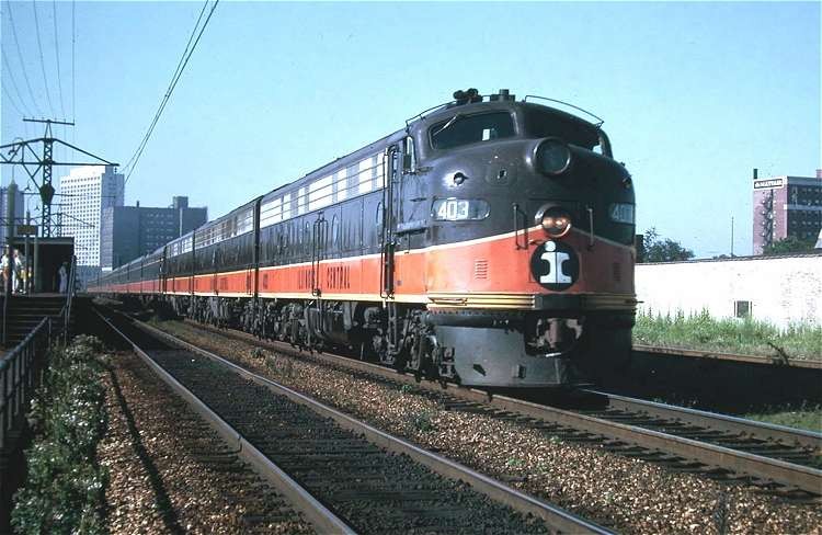 Photo of Illinois Central Panama Limited, Chicago, July 1969