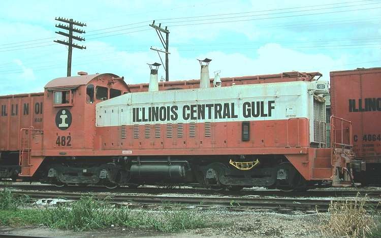 Photo of Illinois Central Gulf SW9 482, Decatur, Illinois, September 1974