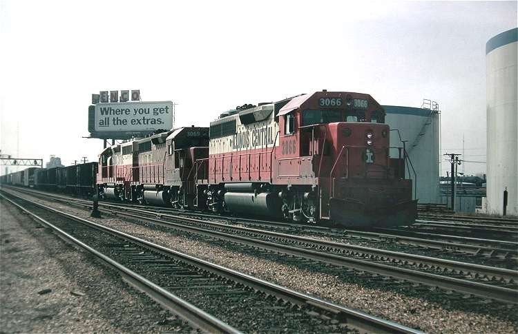 Photo of Illinois Central Freight, Chicago, March 1970