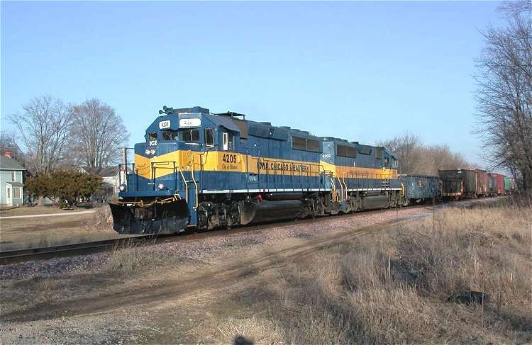 Photo of IC&E GP40-2 Units 4205-4202, Fairdale, Illinois, February 2006