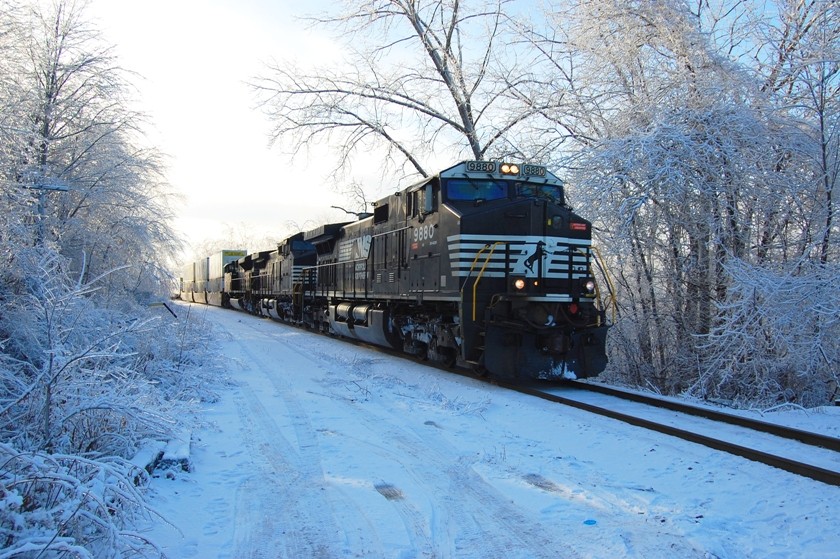 Photo of CP/NS 938 at Coons Crossing, NY