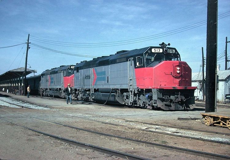 Photo of Amtrak SDP40-F Units 513-504, Fort Worth, March 1974