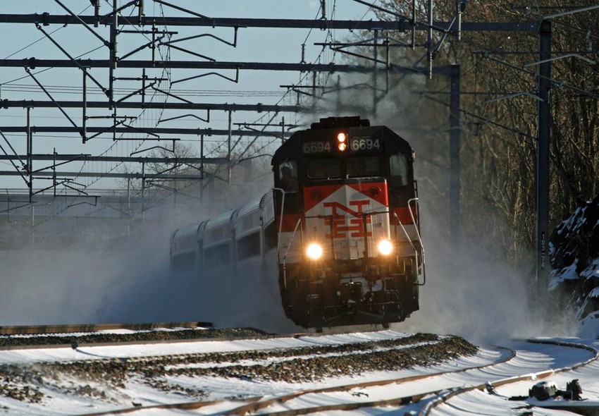 Photo of SLE Train 3621 at Old Saybrook, CT