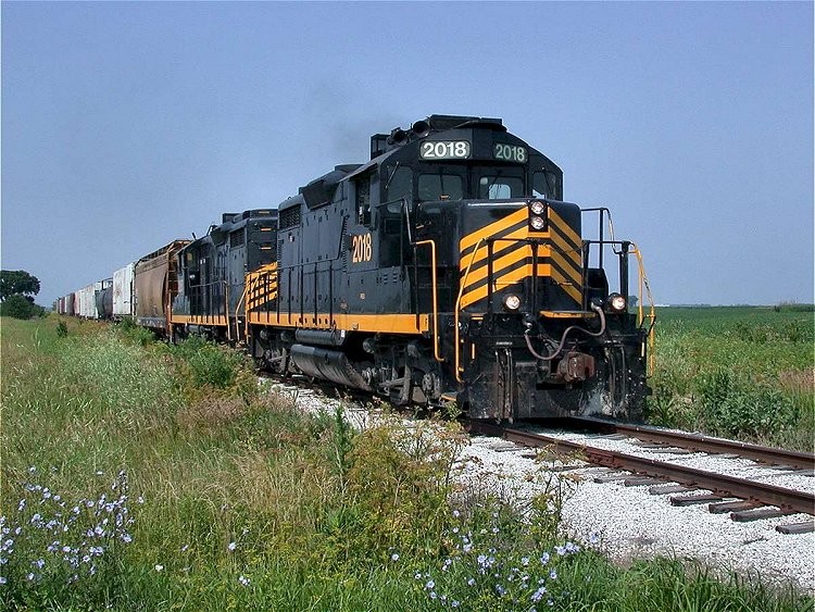Photo of Keokuk Junction (PREX) GP20 Units 2018-2053 near Elvaston, Illinois, July 2006