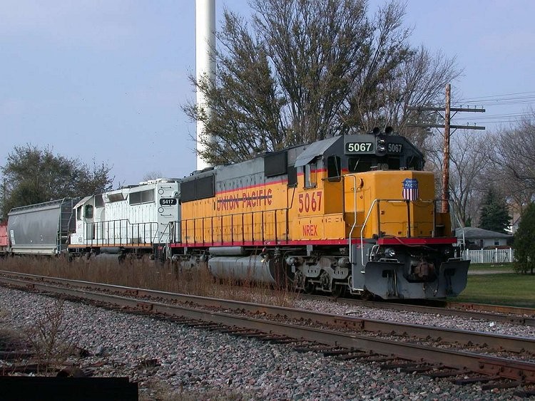 Photo of National Railway Equipment GP Units, Kirkland, Illinois, November 2007