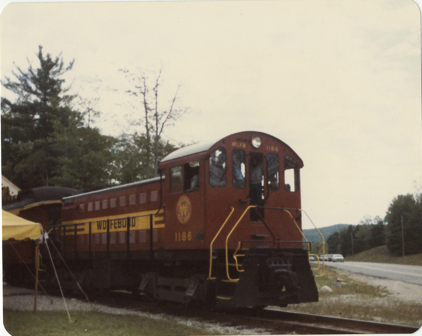 Photo of Engine 1186 in 1982