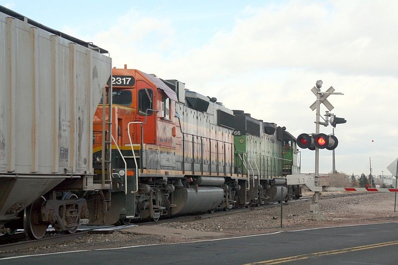 Photo of BNSF train on Coocr's local