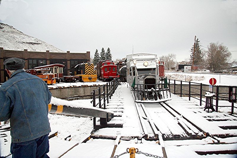 Photo of Colorado RR Musuem Goose #6 on Turntable