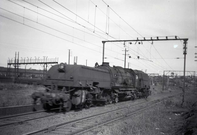 Photo of New South Wales Railways Garratt 6012.