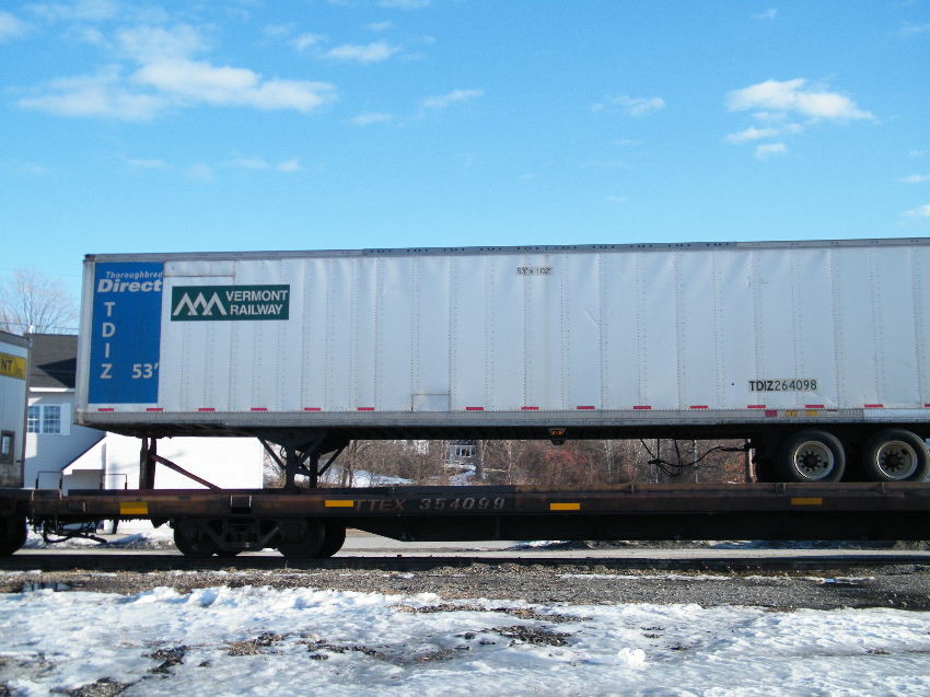 Photo of MOAY  Vermont Railways Trailer.