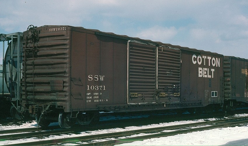 Photo of SSW Box Car No. 10371