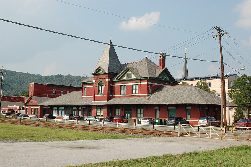 Photo of Former Erie Railroad Station
