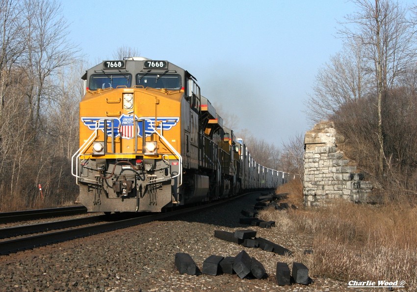 Photo of One of my favorite trains, the CSX Q091 heads west at Churchville ny.