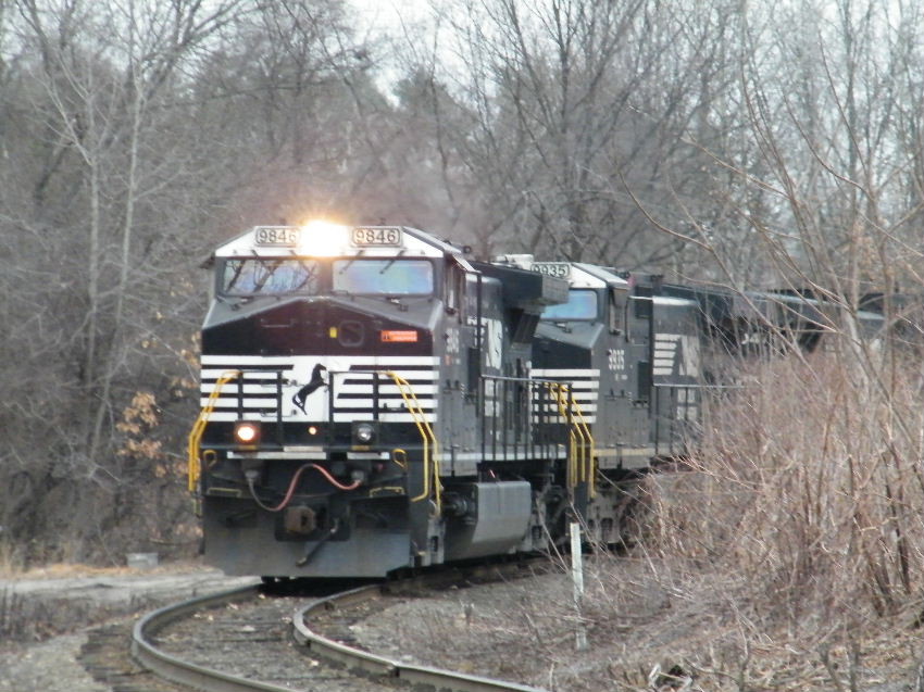 Photo of NS 9846 leads the way.
