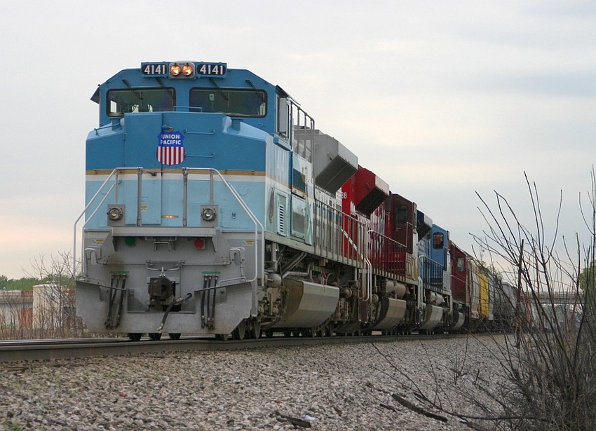 Photo of UP 4141 at Blue Island, IL