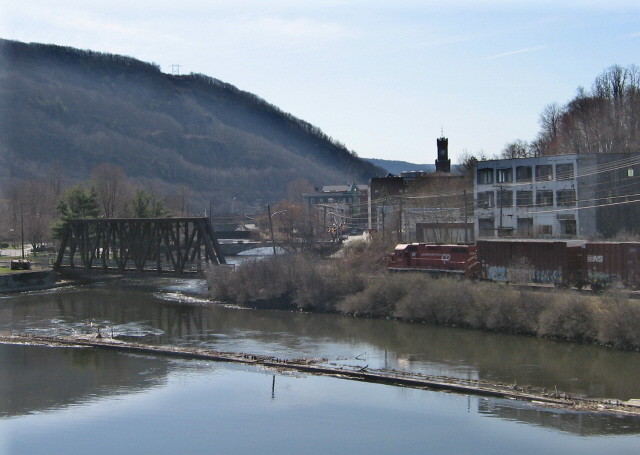 Photo of Claredon and Pittsford 204 in Bellows Falls