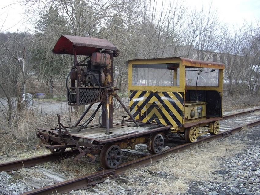 Photo of Speeder Car (Work Equipment)  On The Stourbridge Line