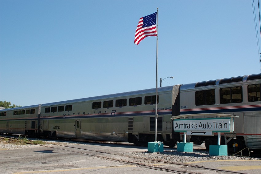 Photo of Amtrak Superliner - II Dining Car No. 38047