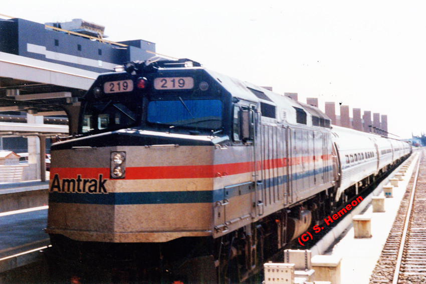Photo of Amtrak F40 #219 at South Station, Boston before the bus terminal