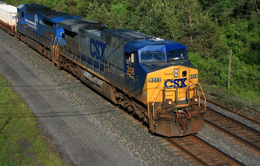 Photo of CSXT L157 heads west to a Buffalo with CSXT 348 and CSX/CR 7496 at Lancaster ny.