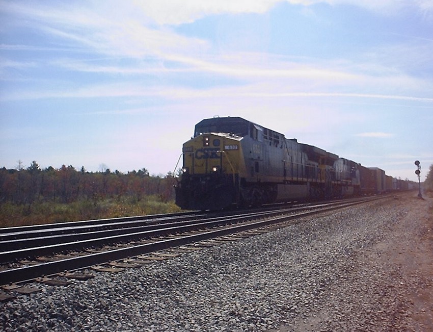 Photo of csx train at cp140 hinsdale ma