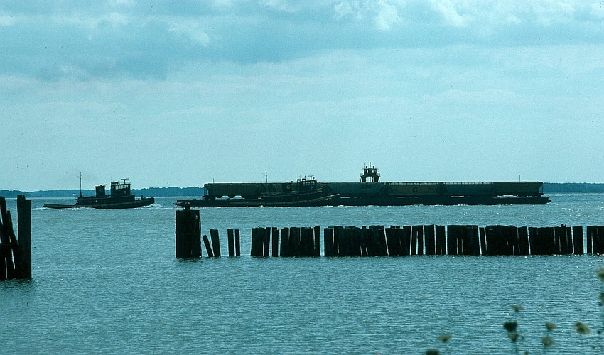Photo of CO Car Ferry and Tugs