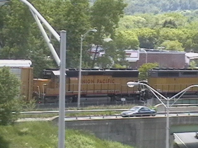 Photo of up sd45 on q283 at pittsfield ma