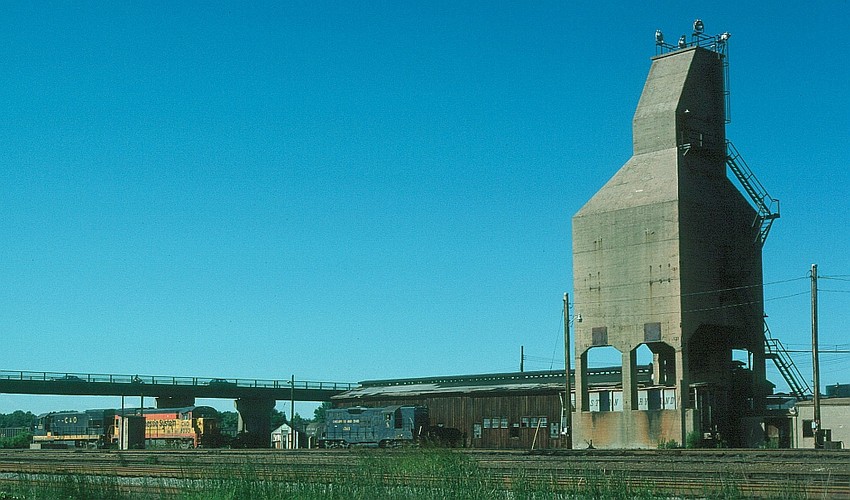 Photo of CO Coaling Tower and Yard View