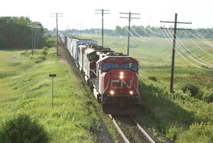 Photo of CN 5770 Eastbound out of Winnipeg Manitoba