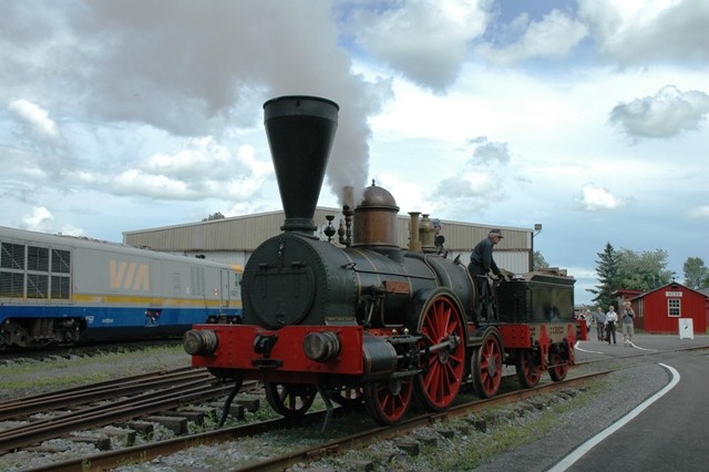 Photo of Steaming along