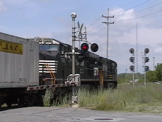 Photo of ns train169 southbound at xo tower
