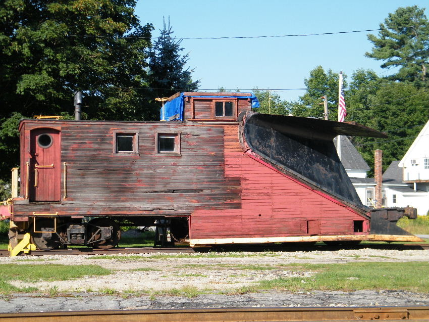 Photo of Old Snow plow at Union,NH