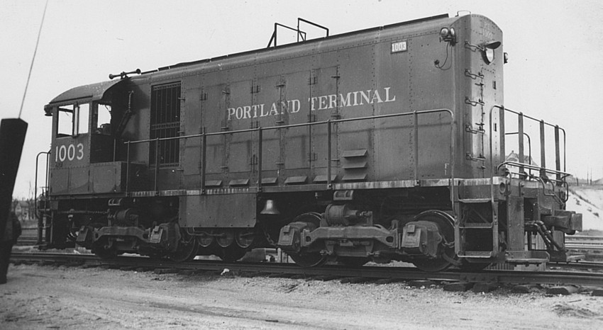 Photo of Portland Terminal 1003 in Rigby Yard.
