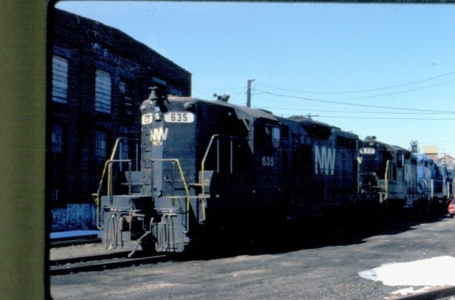 Photo of NW Geeps alongside the EDY roundhouse