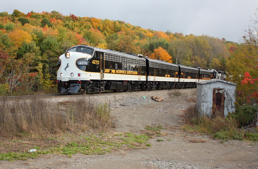 Photo of NS Business Train @ Belden Hill, NY