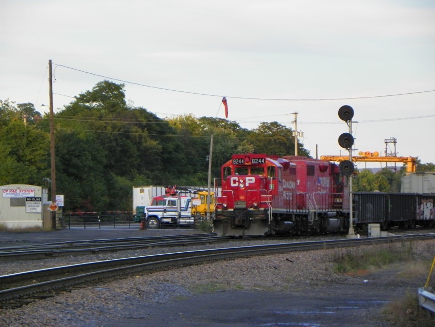 Photo of Canadian Pacific Yard in Taylor, PA.