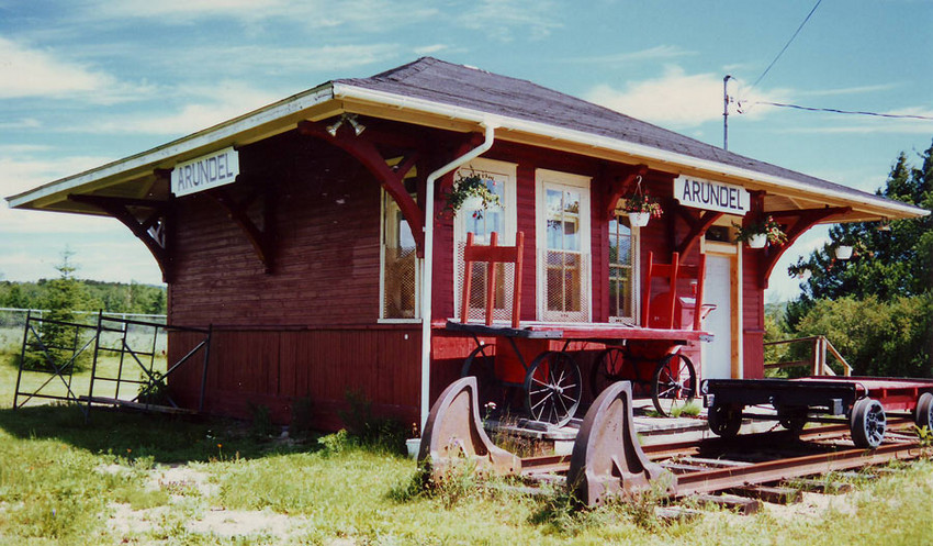 Photo of ARUNDEL TRAIN STATION (CN)