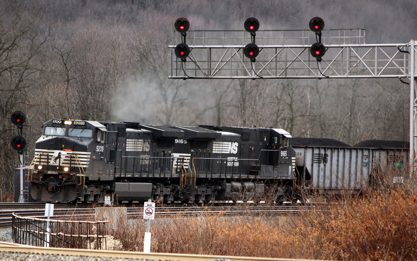Photo of Another eastbound loaded coal heads through South Fork PA
