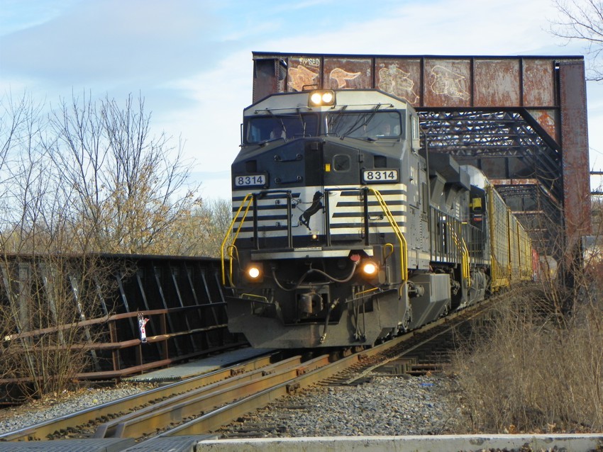 Photo of Norfolk Southern 8314 in Wilkes-Barre, PA.