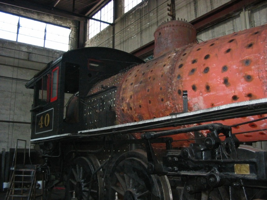 Photo of NNRR # 40 in the middle of boiler repairs