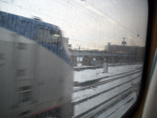 Photo of Amtrak Genesis is passed by....