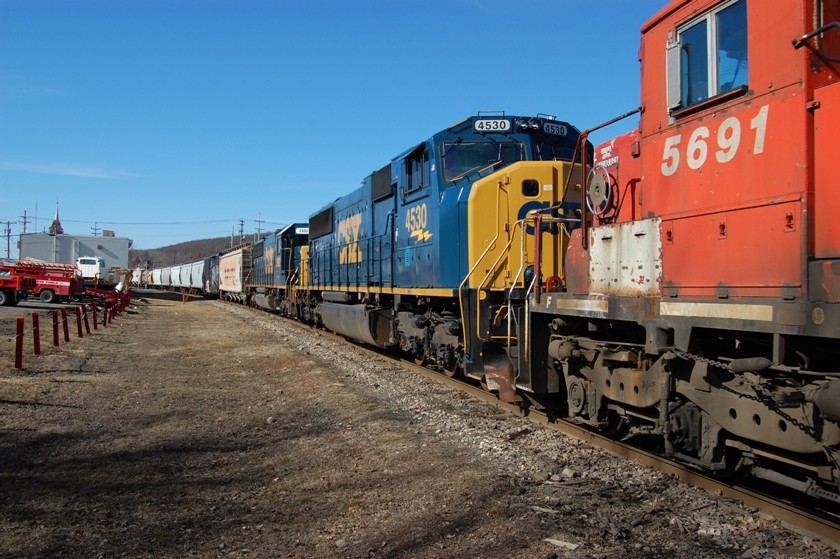 Photo of CP 414 at Mechanicville, NY with CSX SD70AC 4530