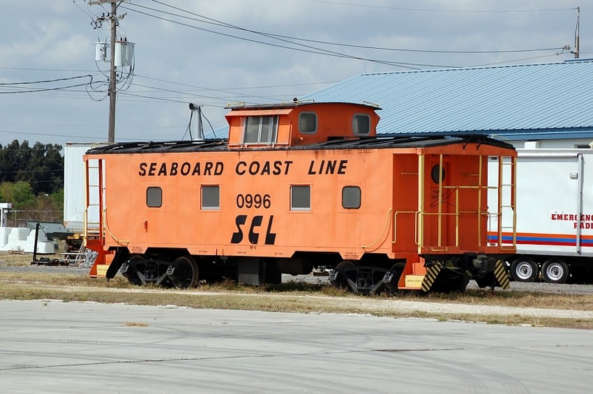 Photo of SCL M-5 Caboose No. 0996