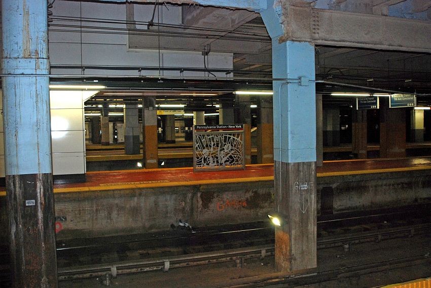 Photo of NY Penn Station platform