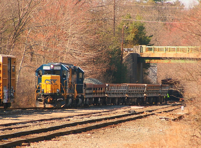 Photo of CSX work train in Walpole Yard