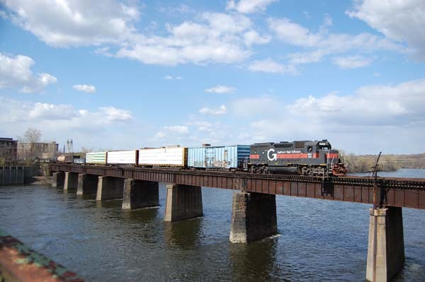 Photo of EDPL Crosses the Conn River in Holyoke/Chicopee