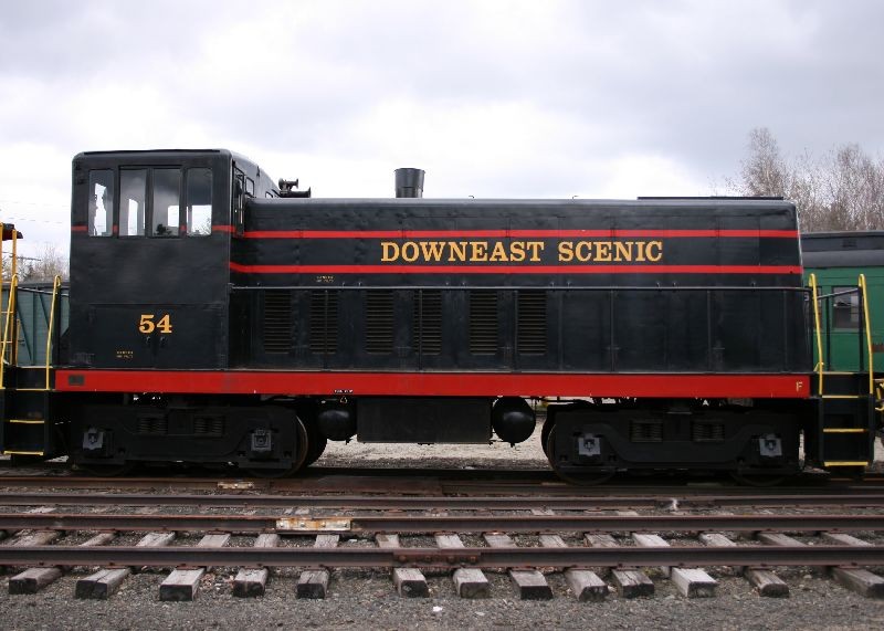 Photo of Another shot of a DownEast Scenic RR Locomotive.